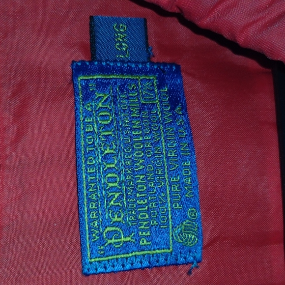 Pendleton flannel shirt - Picture 2 of 6